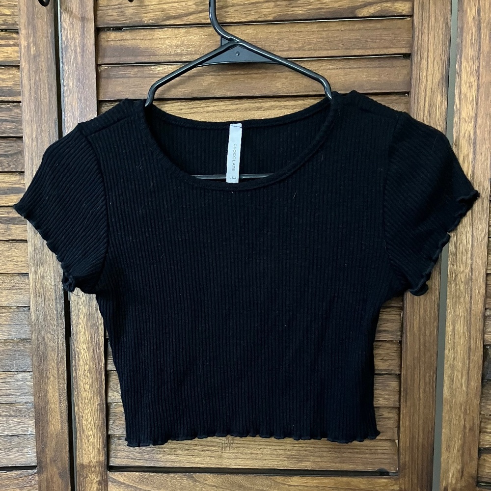 Black tank top with short sleeves
